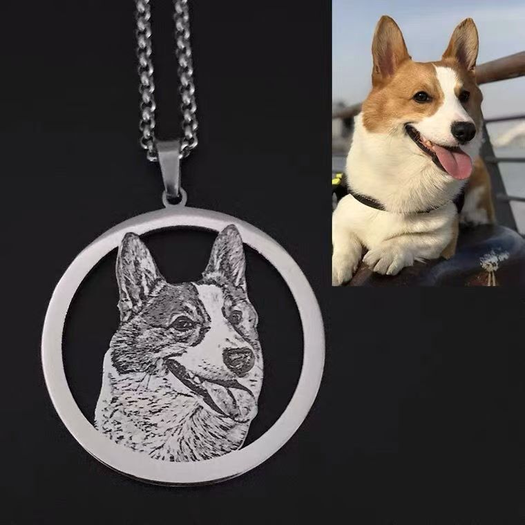 Custom Hollowed-Out Pet Photo Necklace