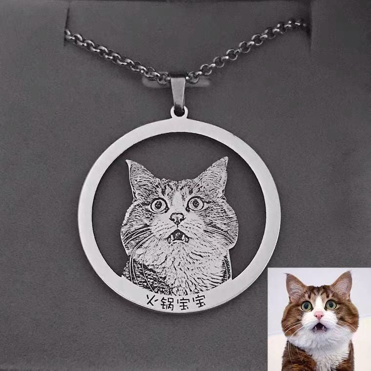 Custom Hollowed-Out Pet Photo Necklace