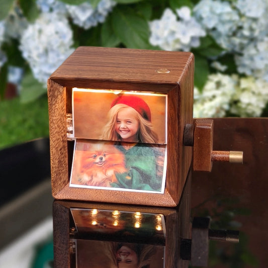 Custom Hand-Crank Photo Album(wooden photo frame)